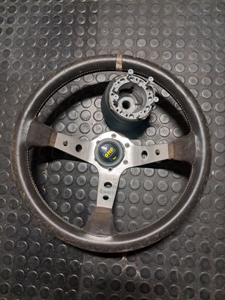 Volante deportivo OMP con piña Volkswagen