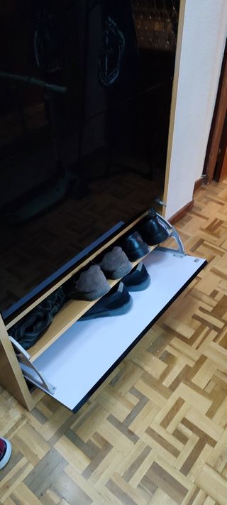 Zapatero de diseño cristal y madera