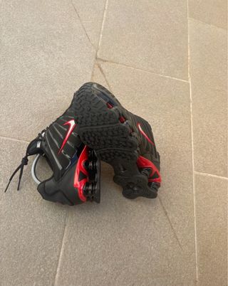 Nike Shox R4 Talla 42.5 Negras Rojas
