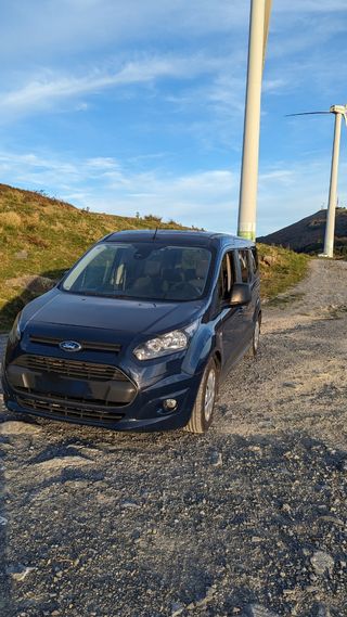 Ford Grand Tourneo Connec 2015