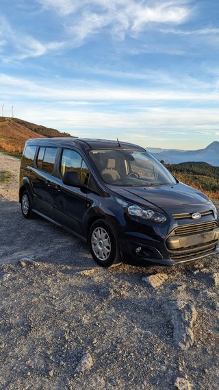 Ford Grand Tourneo Connec 2015