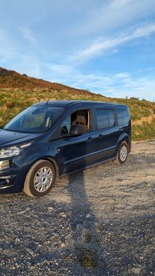 Ford Grand Tourneo Connec 2015