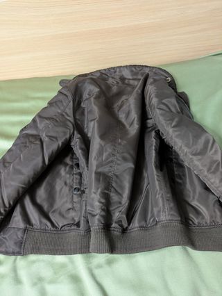 Cazadora Zara