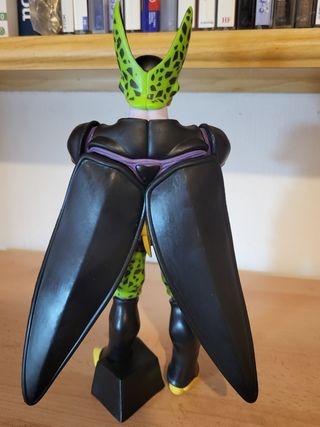 Figura Célula estado de perfección (Dragon Ball Z)