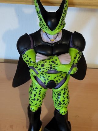 Figura Célula estado de perfección (Dragon Ball Z)