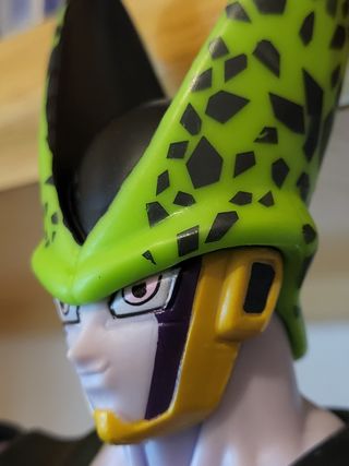 Figura Célula estado de perfección (Dragon Ball Z)