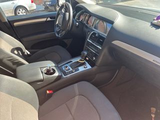 Audi Q7 2011