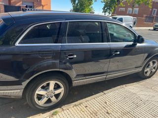 Audi Q7 2011
