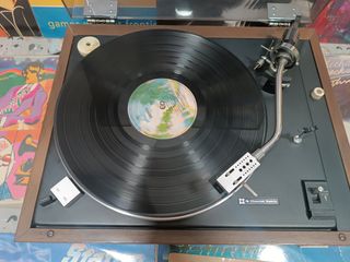 Tocadiscos JVC Nivico 