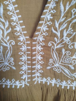 Blusa bordada talla 2XL