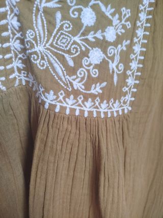 Blusa bordada talla 2XL