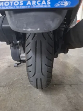 Suzuki Burgman 125cc.