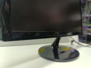 Monitor LED Samsung 22 Full HD / HDMI****