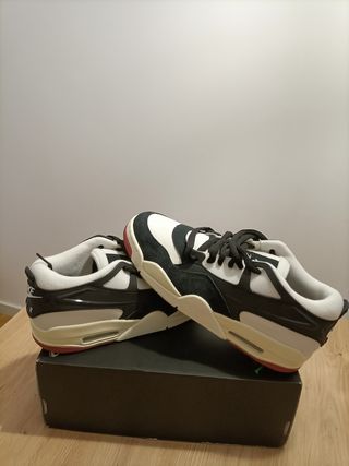 T44 Nike Air Jordan 4 RM 