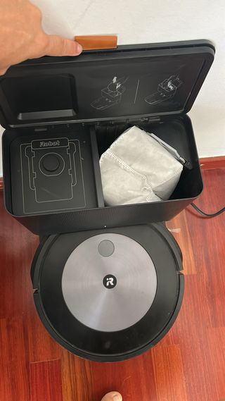 Aspirador Roomba j7+ Autovaciado