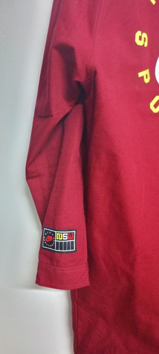 Parka Nike Deportiva Roja y Amarilla