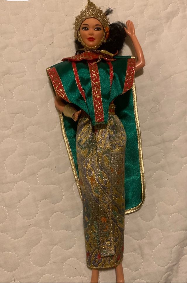 Barbie Tailandia Tailandesa Muñeca