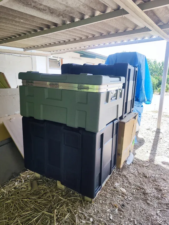 4 Racks SKB sin usar