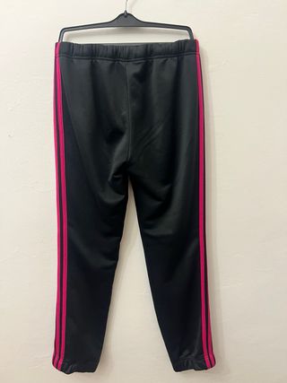 Pantaloni Adidas neri con bande rosa