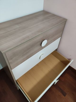 Cajonera de madera, cambiador bebé 