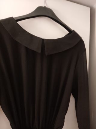 Abito lungo nero pieghettato in chiffon