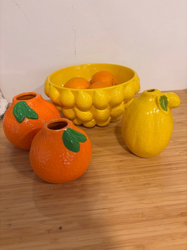 Juego 4 figuras decorativas limón y naranjas