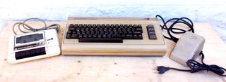 VINTAGE PERSONALCOMPUTER COMODORE C64