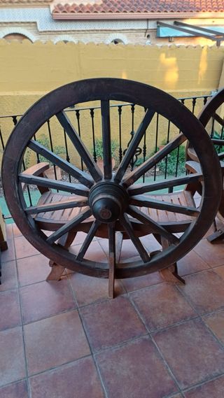 Carrello con ruote per panche da giardino in legno