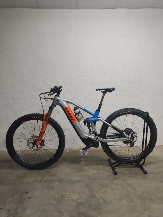 CUBE STEREO HYBRID 140 HPC ACTIONTEAM  29