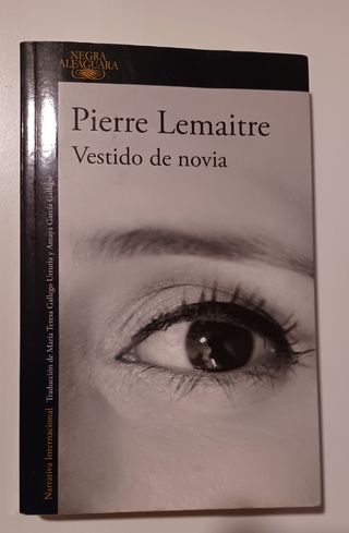 Vestido de novia (Alfaguara Negra) (Spanish Edi...