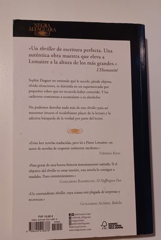 Vestido de novia (Alfaguara Negra) (Spanish Edi...