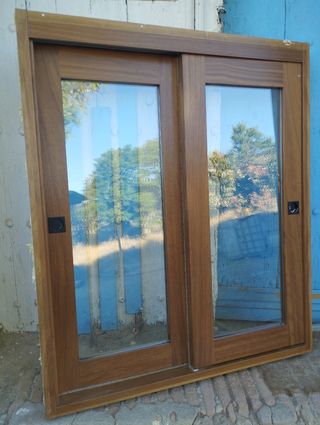 Ventana madera iroko doble cristal seguridad