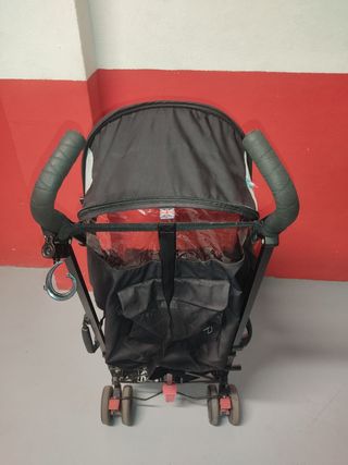 Silla de paseo Maclaren con accesorios