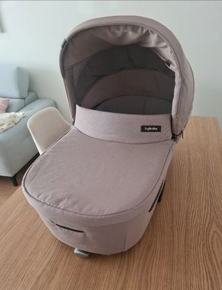 Inglesina Aptica + Soporte