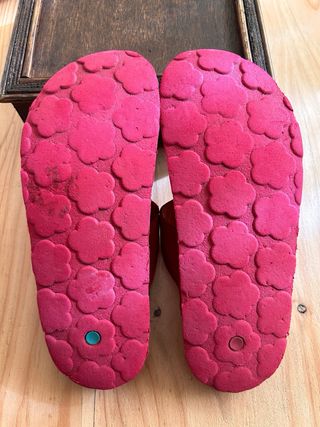 Sandalias Kickers Rojas Flor