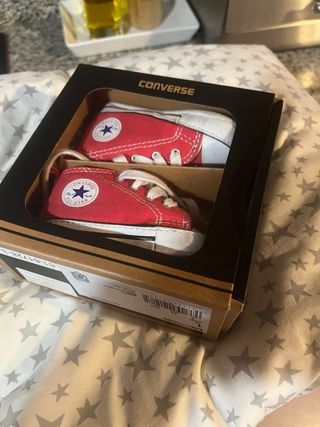 Converse bebé talla 17