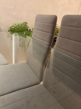 Mesa de comedor de cristal con 6 sillas