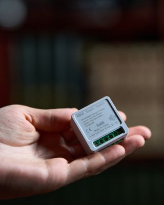 Mini Interruptor Inteligente WiFi TUYA