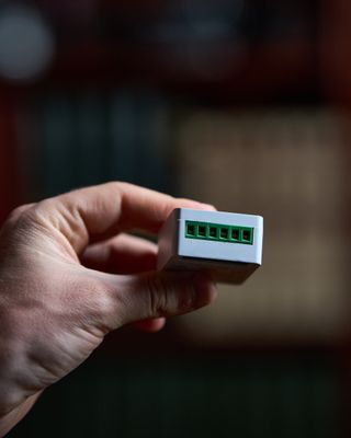 Mini Interruptor Inteligente WiFi TUYA