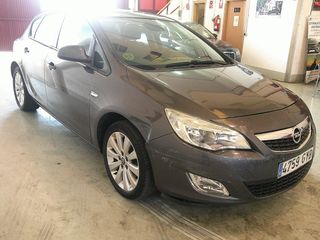 Opel Astra 2010