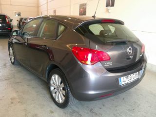 Opel Astra 2010