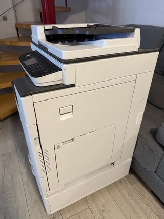 Copiadora Ricoh MC200 Multifunción