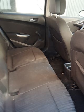 Opel Astra 2013