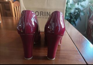 Zapatos de Salón Charol Rosas