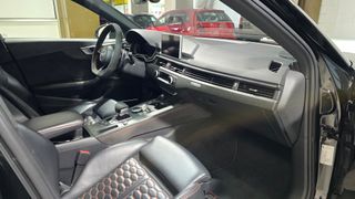 Audi RS4 2019+ CV 450