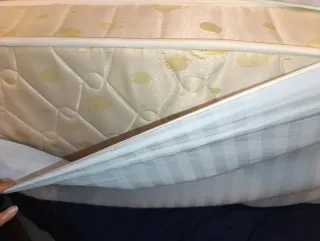 Cuna de viaje con colchón