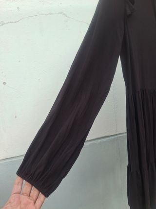 Vestido negro Stradivarius T L. Medidas en descrip