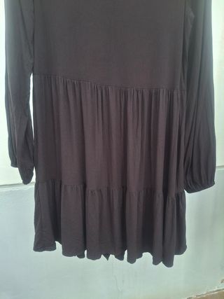 Vestido negro Stradivarius T L. Medidas en descrip