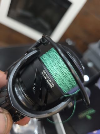 Carrete de pesca Tegmen 2500SHG