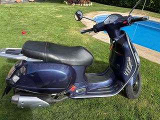 Vespa GTS 200